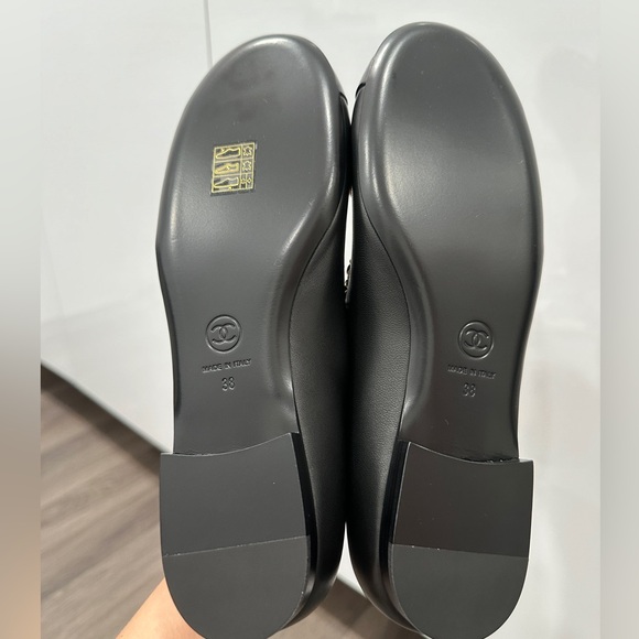 $1.5K 2024 CHANEL CC LOGO BOW BLACK LEATHER GOLD CHAIN BALLET BALLERINA FLATS 38 - Picture 7 of 15